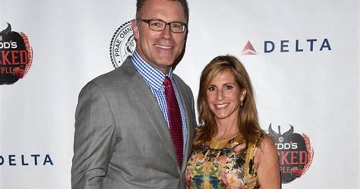 A Deep Dive into Howie Long's Wife's