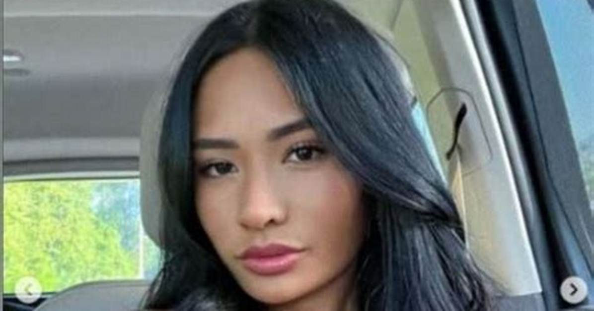 Blinkblog | Kayla Kosuga - Bio, Age, Net Worth, Height, Single, Nationality, Career