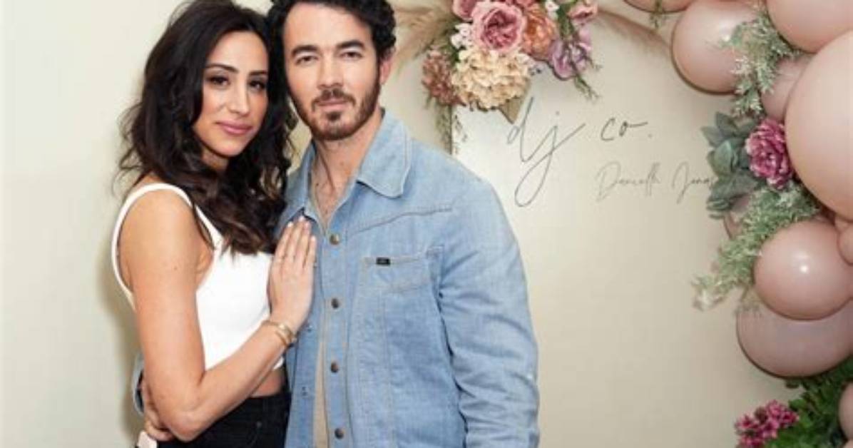 Danielle Jonas Biography, Age, Height, Husband, Net Worth, Family