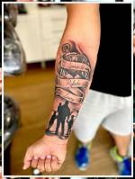 Discovering the Best Family Tattoos for Men: a Lasting Legacy