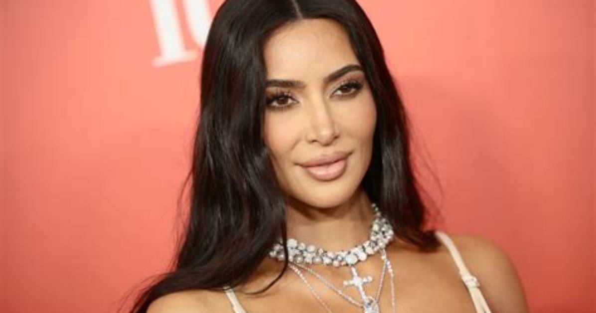 Exploring the Fascinating World of Kim Kardashian Photoshoots