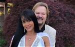 How Old Is Travis Tritt Wife Theresa Nelson? ·
