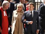 Is Brigitte Macron's Striking Appearance the Result of a Wig? Uncovering the Truth