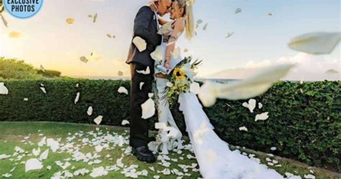 Is the Top Chef Star Married or Single? |