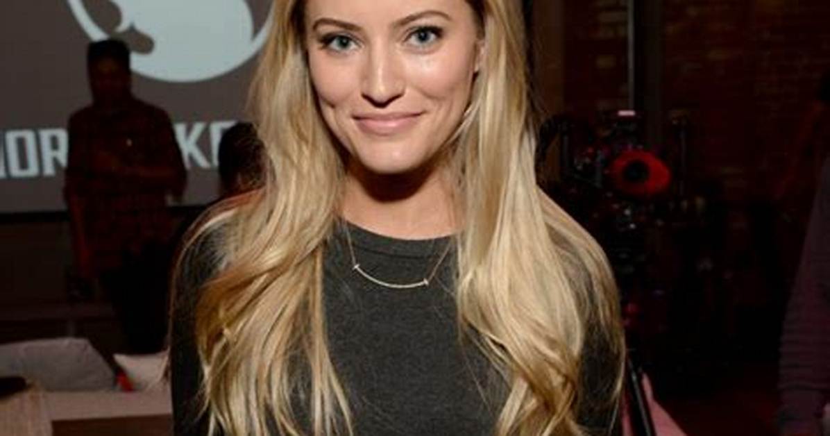 Justine "Ijustine" Ezarik Net Worth and Earnings 2022