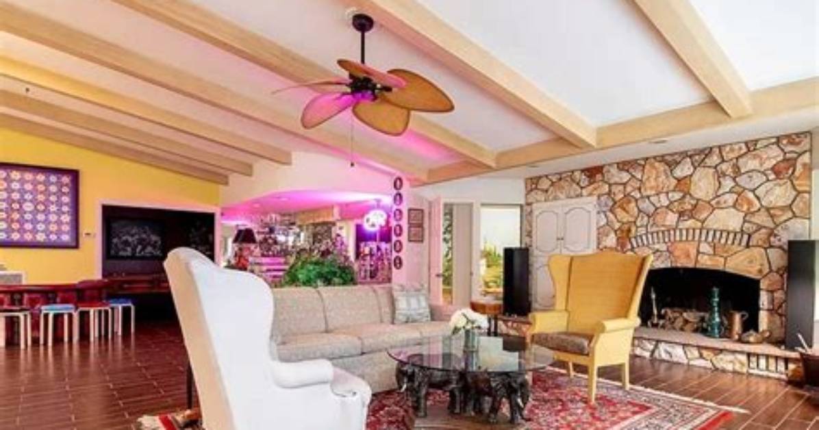 Las Vegas Swingers House with Massive Underground Party Bunker Is Impossible to Sell