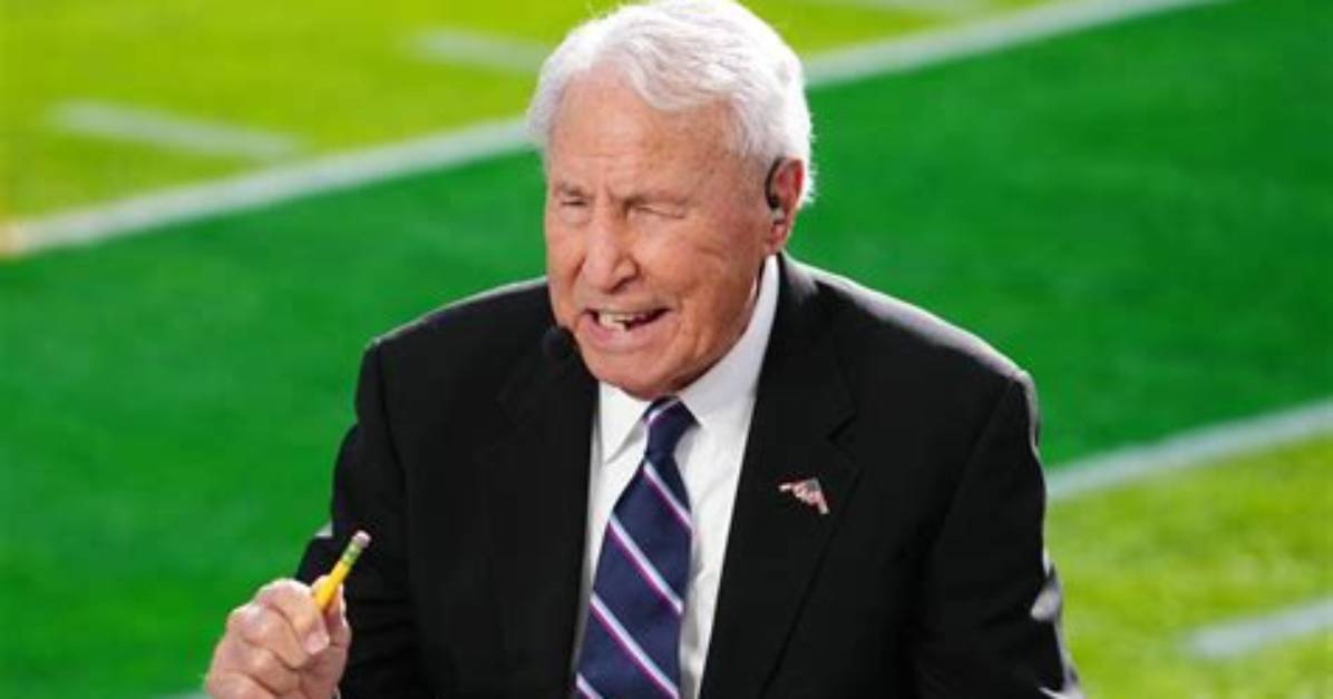 Lee Corso ·