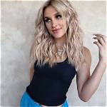 Madi Monroe (Tiktok Star) - Age, Birthday, Bio, Facts, Family, Net Worth, Height & More ·