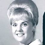 Molly Bee Net Worth |