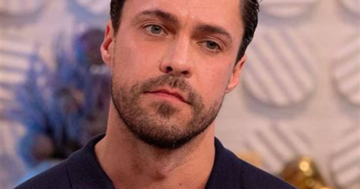 Olly Rix Appears to Be Singing in Call the Midwife Christmas Special, Was It Really Him Singing?