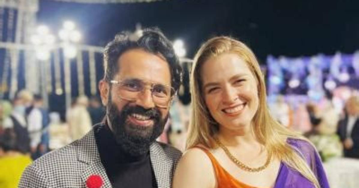 Sarang Sathaye's Beloved Wife: Unveiling the Name