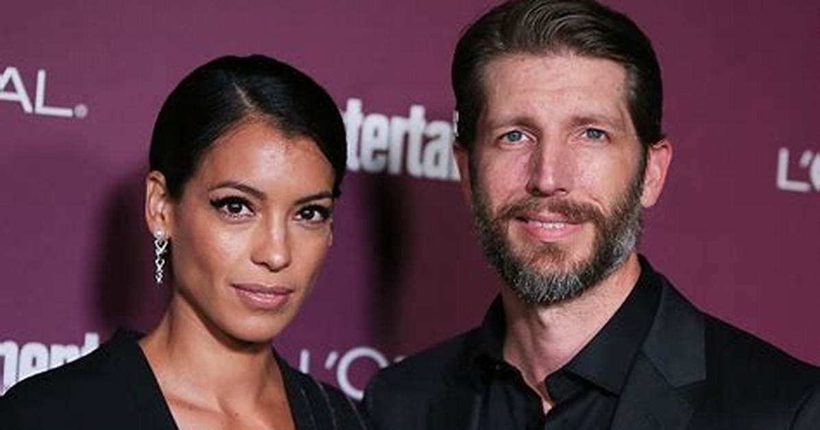 Stephanie Sigman Husband Brian Mendoza Is a Director