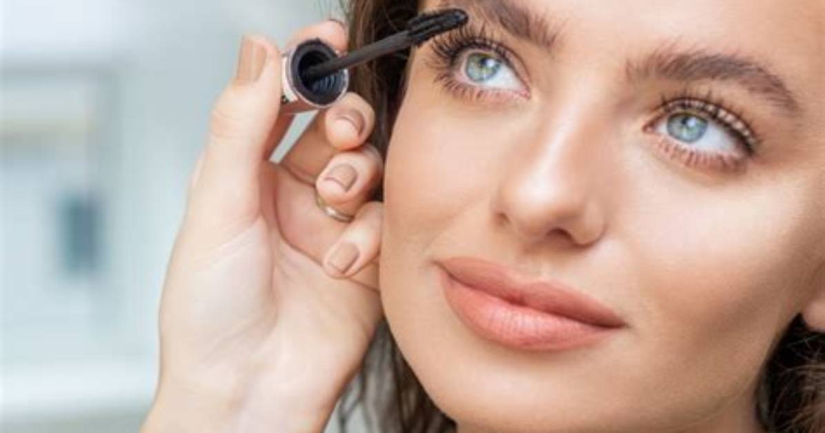 Unlock the Secrets to Becoming a Makeup Artist in Bitlife: a Guide to Success