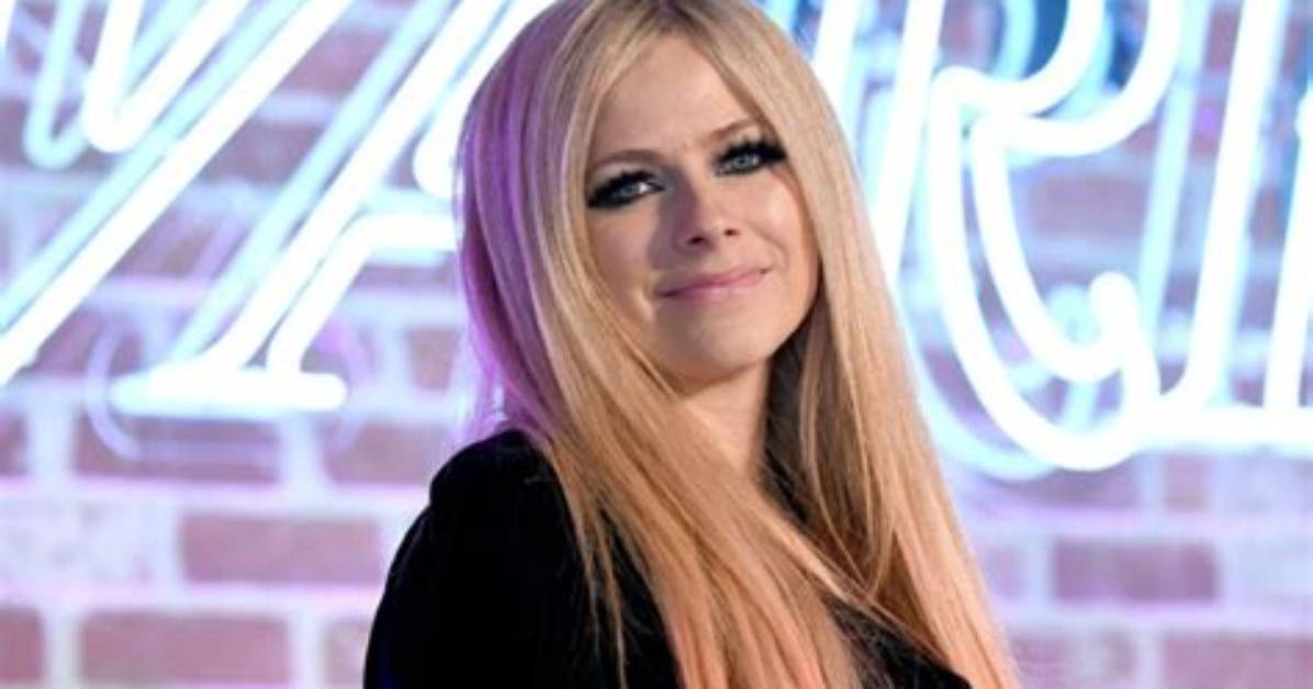 Unraveling Avril Lavigne's Relationships: a Journey Through Love