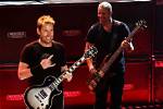 Unraveling the Bond Between Mike Kroeger and Chad Kroeger: a Tale of Brotherhood and Music