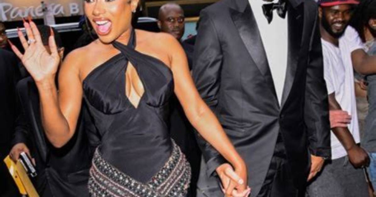 Unraveling the Mystery: Who Is Tyga Dating in 2023?
