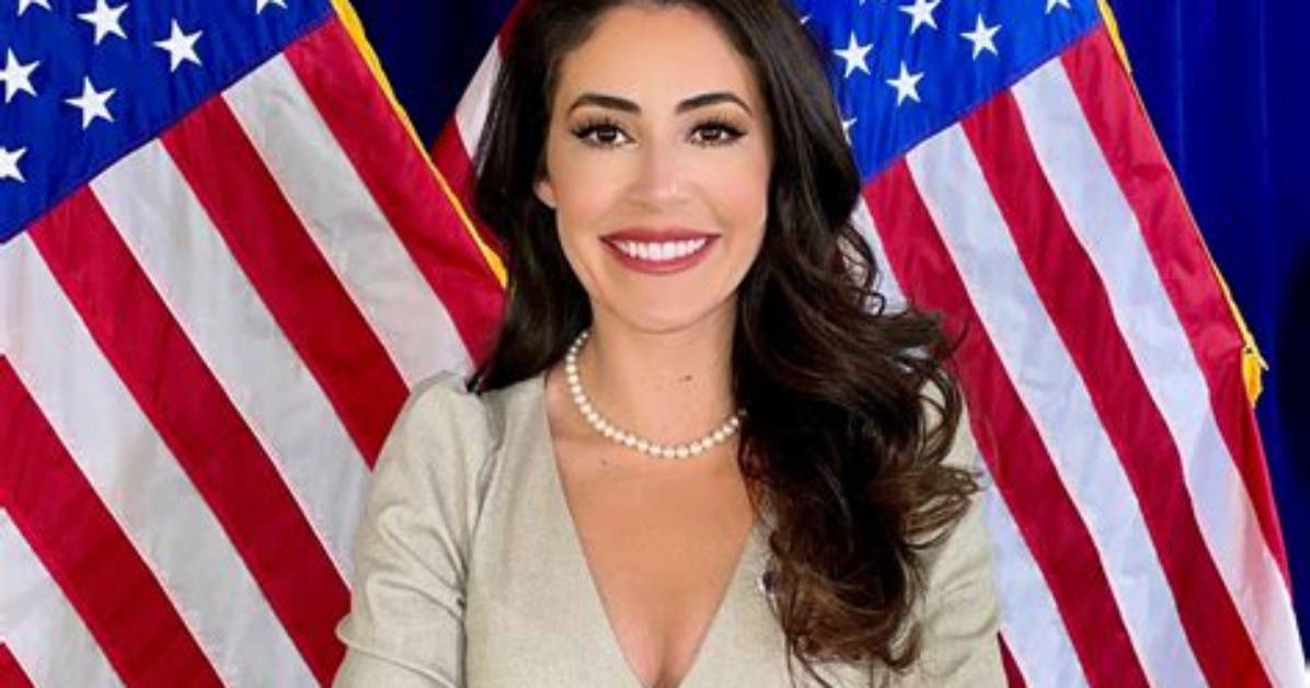 Unveiling Anna Paulina Luna: from Stripper to Congresswoman