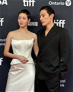 Unveiling Kim Go-Eun's Height in Feet: a Closer Look at the Star