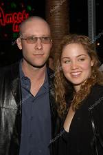 Unveiling the Enigmatic Wife of Michael Rosenbaum: a Journey of Discovery