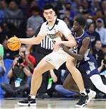 Unveiling the Journey of Zach Edey: a Rising Star in College Basketball