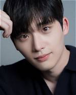 Unveiling the Mystery: Is Lee Jong Hyuk Married?