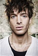 Unveiling the Mystery of Paolo Nutini Height