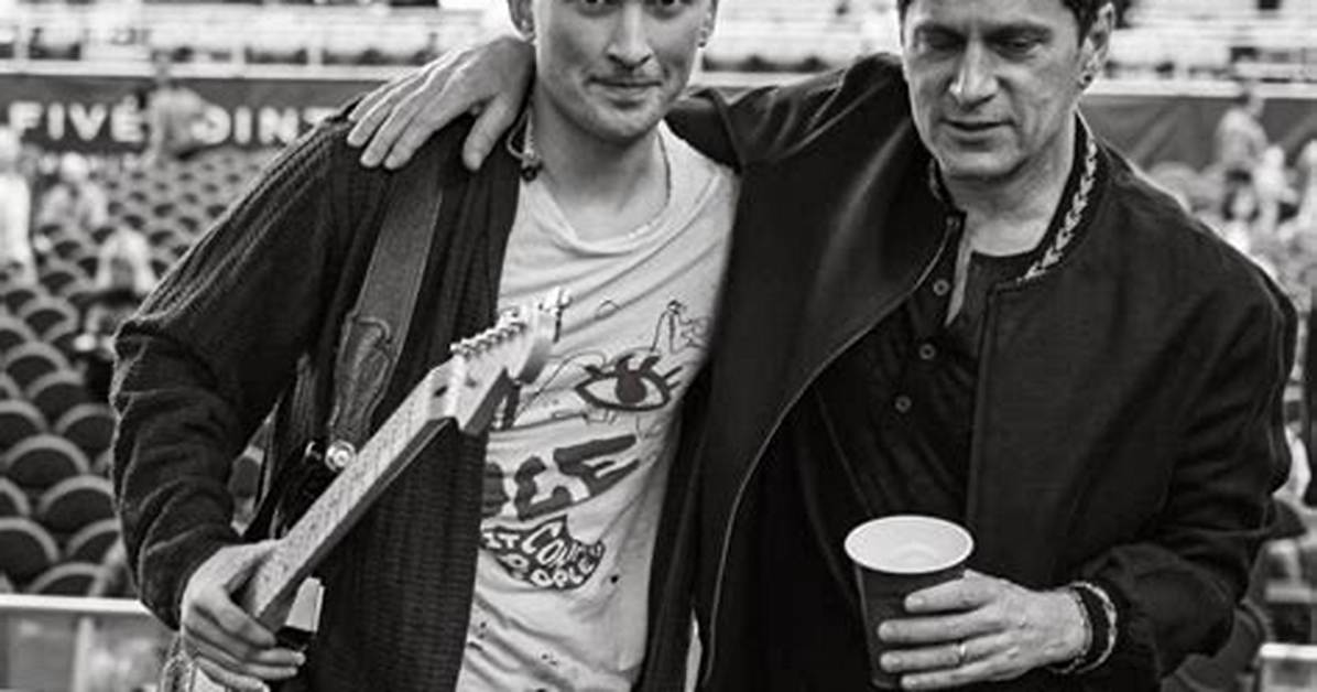 Who Is Rob Thomas S Son Maison